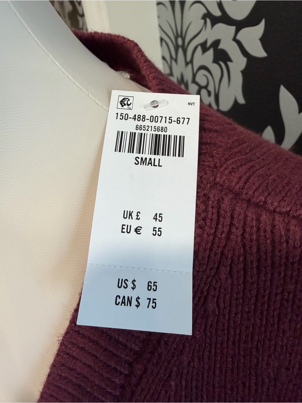 NWT Abercrombie Sleeveless V-Neck Rib Knit Vest - Sz Small - Picture 8 of 9